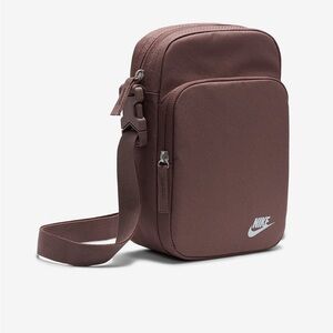 Nike crossbody